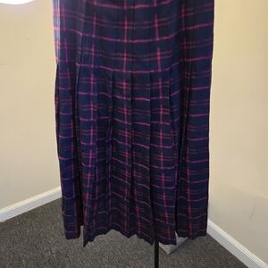Elegant Navy and Pink Plaid A-Line Pleated Skirt 14 Waist 35.5 Length